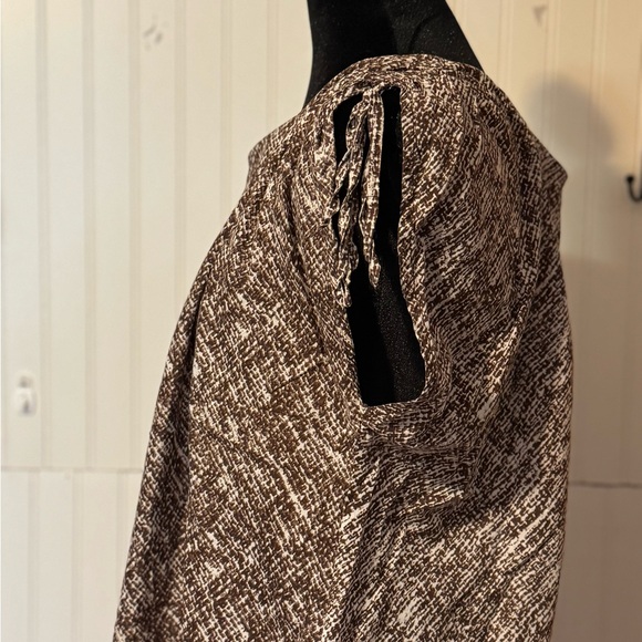 Michael Kors Brown Textured Short Sleeve Women’s Top - Neutral Casual Tee Sz xl - Picture 3 of 4